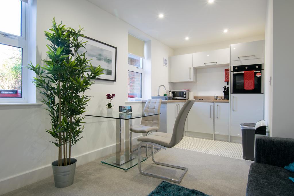 Elm Court Serviced Apartments Stratford-upon-Avon Esterno foto