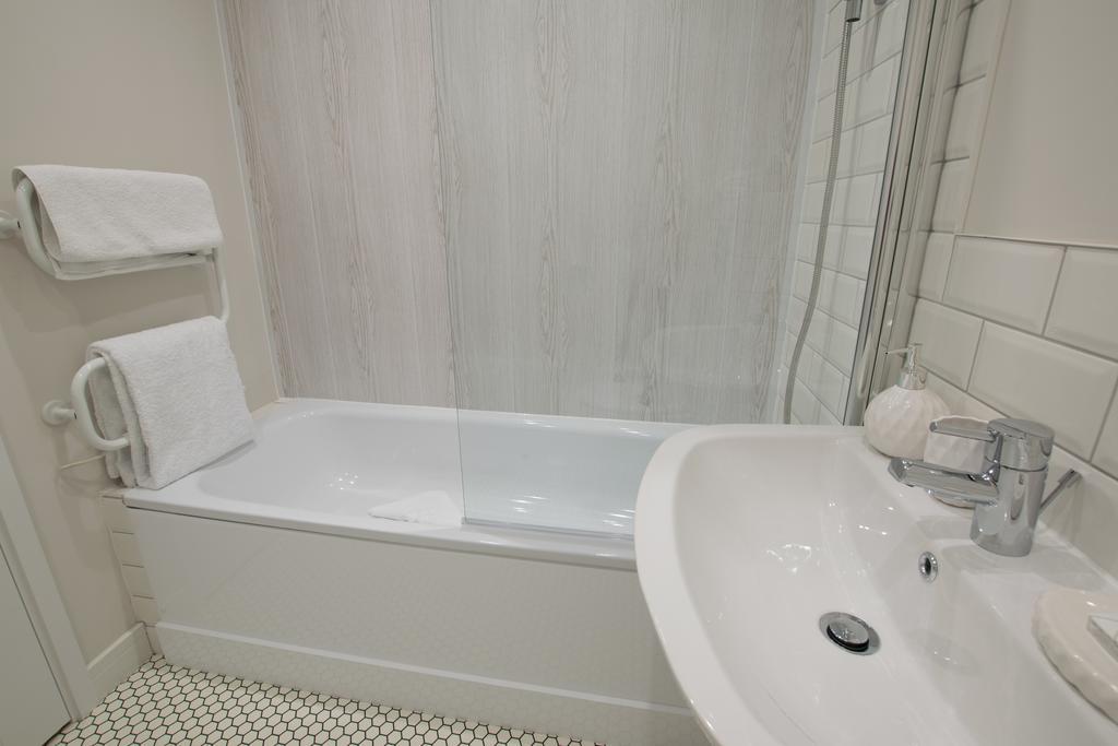 Elm Court Serviced Apartments Stratford-upon-Avon Esterno foto