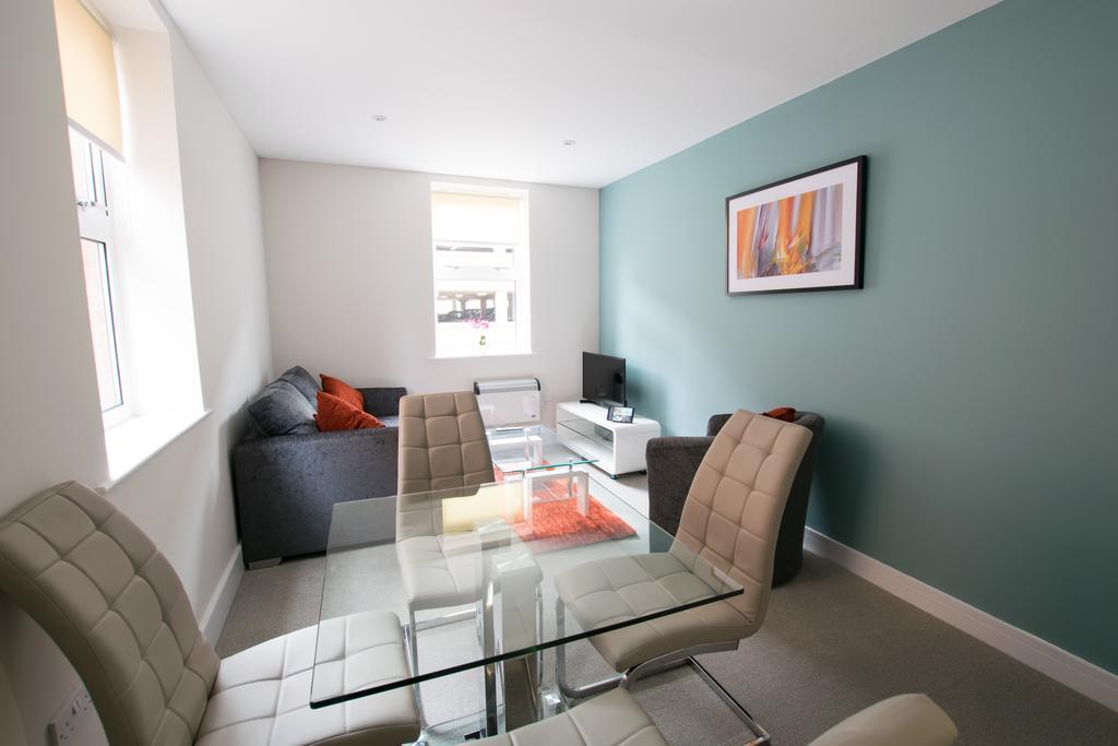 Elm Court Serviced Apartments Stratford-upon-Avon Esterno foto