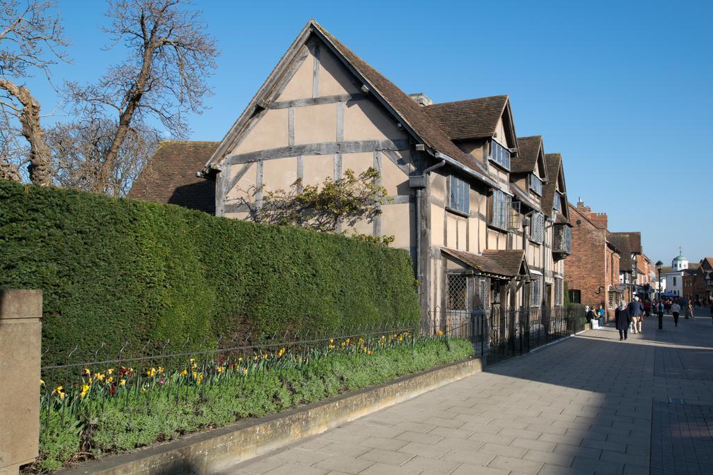 Elm Court Serviced Apartments Stratford-upon-Avon Esterno foto